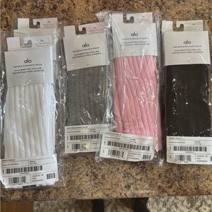 ALO Yoga Unisex Scrunch Socks - White, Gray, Pink, Black $20/each